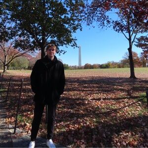 Meet your Posher, Ethan